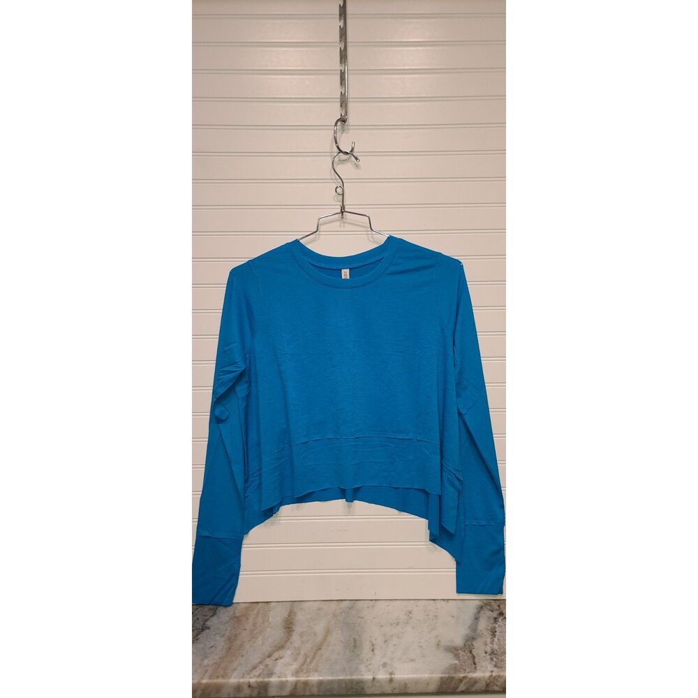 Zenana Lightweight Blue Crop Long Sleeve Top Size L NWT